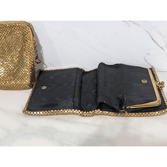 Unbranded Women's Vintage Glomesh Gold Metallic Wallet And Zip Close Cigarette C - Picture 2 of 6